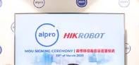 強強聯(lián)合！?？禉C器人與馬來西亞大型處方藥局Alpro Pharmacy大專藥劑達成戰(zhàn)略合作